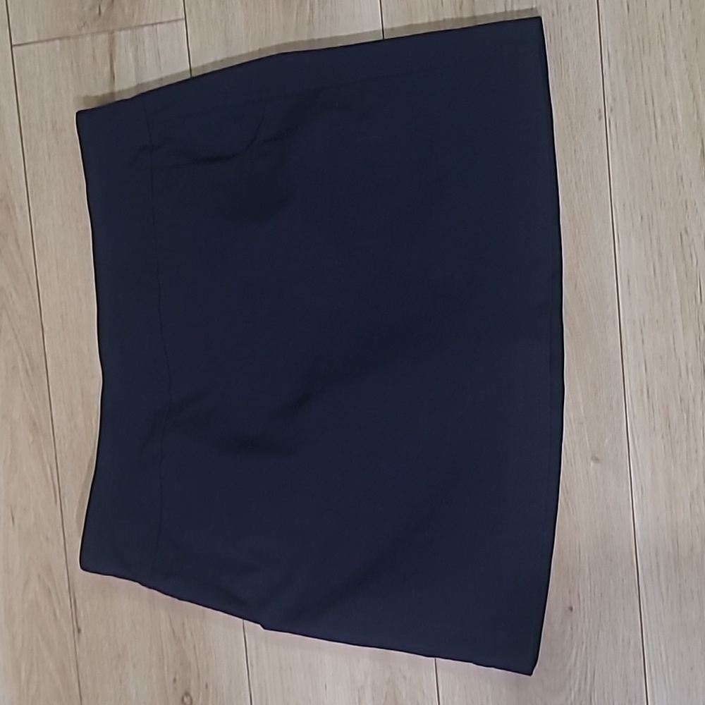 Zac & Rachel Women's New Millennium Pull-on Skort. Sz 12